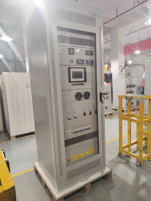 Rectificador industrial de CA/CC con transformador de aislamiento de entrada