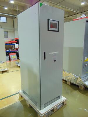 PE iND IIl ((S6000-31G) 3/1P 110/ 220Vdc 10-200kVA UPS industrial en línea con voltaje de entrada de 380V/400V
